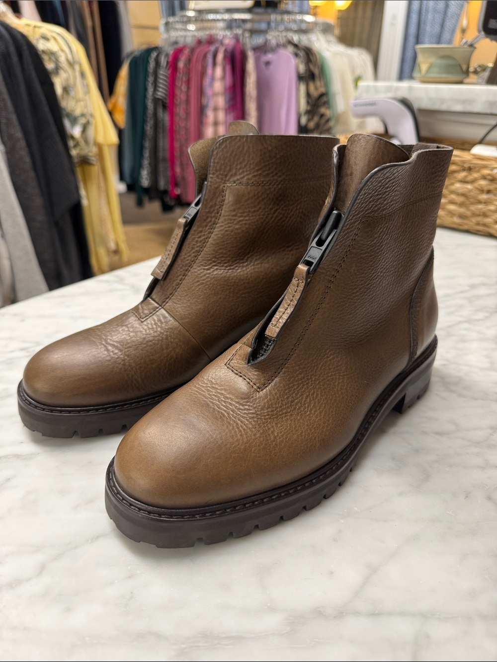 NEW Pedro Garcia Taupe Leather Zip Front September Ankle Bootie 38/8